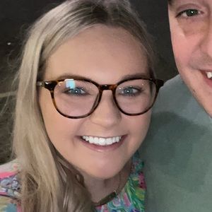 Meet your Posher, Alana kathryn